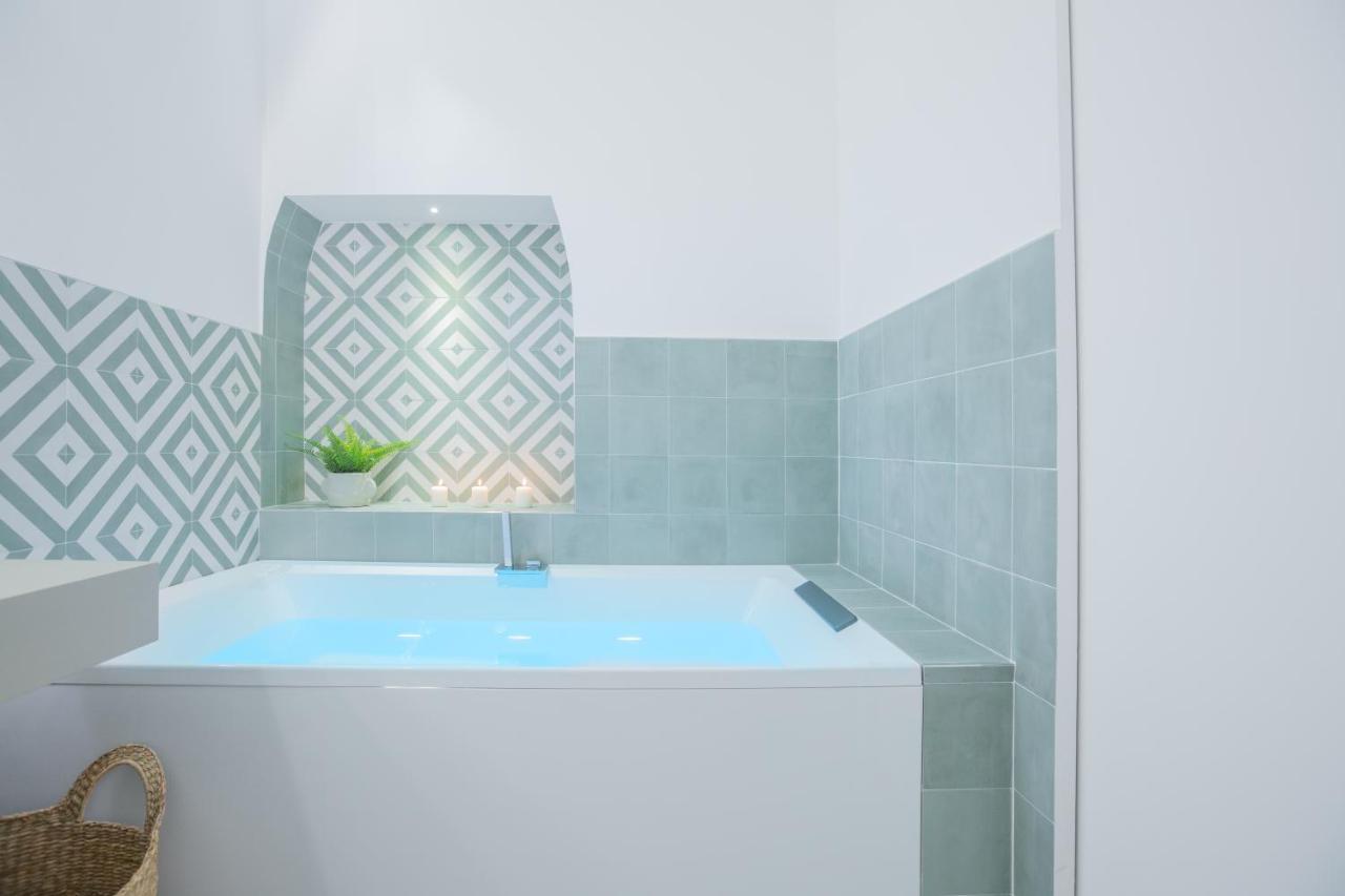 Filia Solis - Old Town Suites & Spa Brindisi Luaran gambar